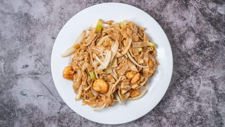 Beef Chow Fun - 牛肉河粉